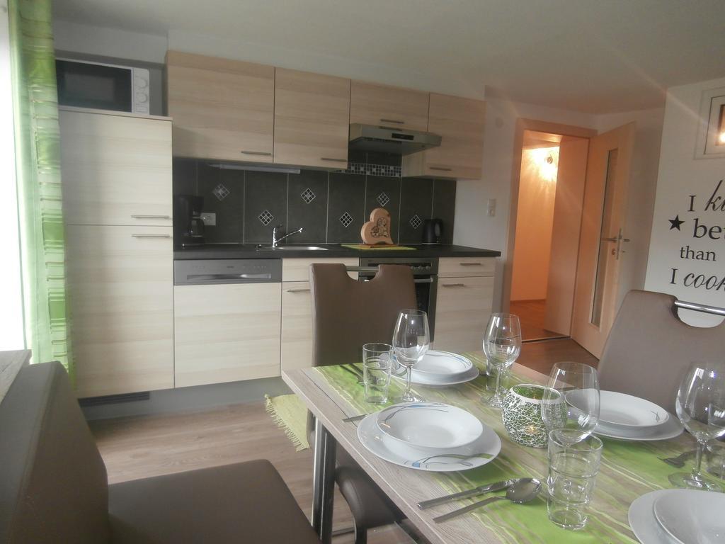 Ferienwohnung Landhaus Claudia Zell am Ziller Zimmer foto