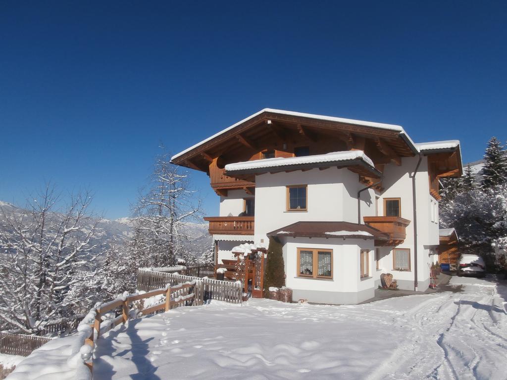Ferienwohnung Landhaus Claudia Zell am Ziller Zimmer foto