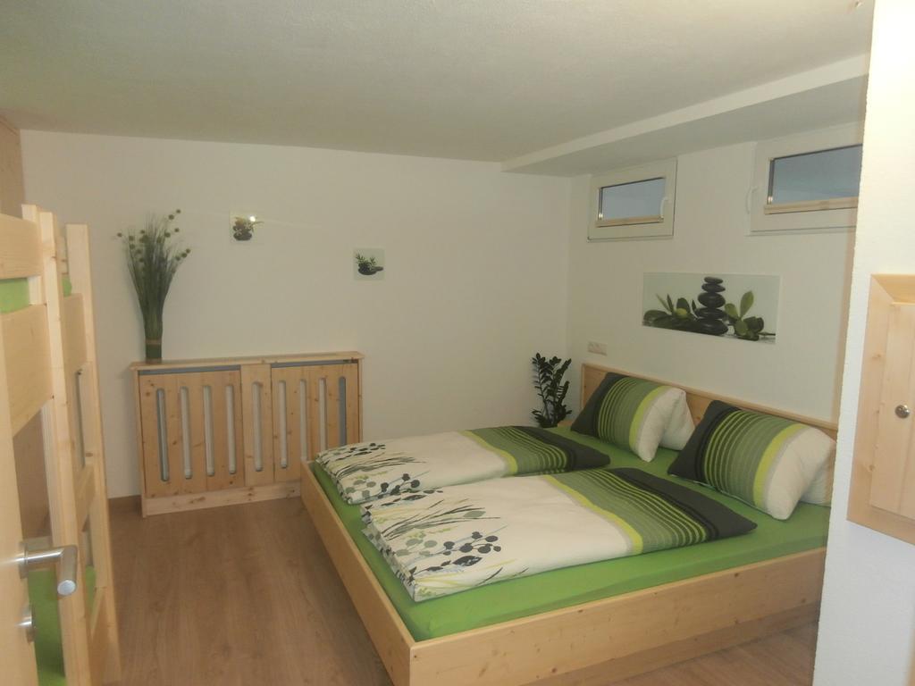 Ferienwohnung Landhaus Claudia Zell am Ziller Zimmer foto